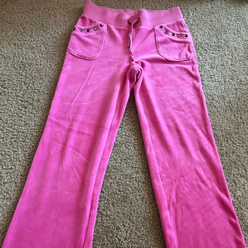 juicy couture size 14 velvet tracksuit bottoms! fits as women’s xs. send offers!